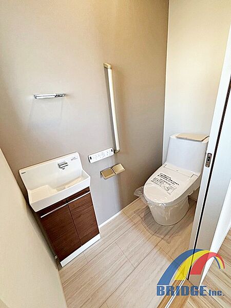 トイレを拡大表示
