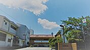 臼井西中学校（350m）