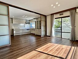 八幡市橋本塩釜　中古戸建 4LDKのリビング/ダイニング