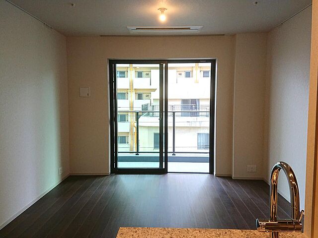 リビング/ダイニング ミッドタワーグランド 3階/-