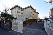 寝屋川市立友呂岐中学校（1632m）