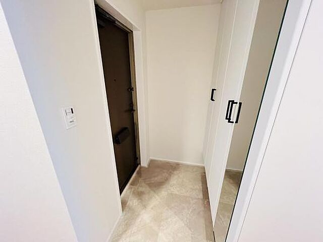 玄関 みはらしの家　C棟 2階/-