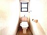 トイレ：ほっと安らげるトイレ空間です。