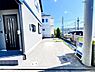 駐車場：駐車場も完備しておりますのでお車所有の方にも心強いです。