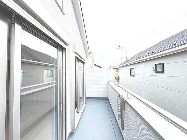 バルコニーを拡大表示