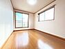 洋室：自分好みのアレンジで居心地の良い空間になりそうです。
