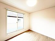 子供部屋にもちょうど良い大きさのお部屋です。