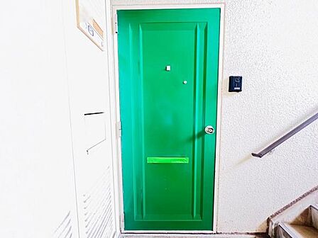 いつも気持ちよくご家族を迎えられる玄関です。