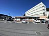 周辺：セブン-イレブン 町田小山ヶ丘4丁目店まで約580m（徒歩8分）