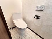 ほっと安らげるトイレ空間です。