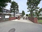 横浜市立上瀬谷小学校まで約1350m（徒歩17分）