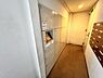 その他：不在時にも荷物を受け取れる宅配ボックス。