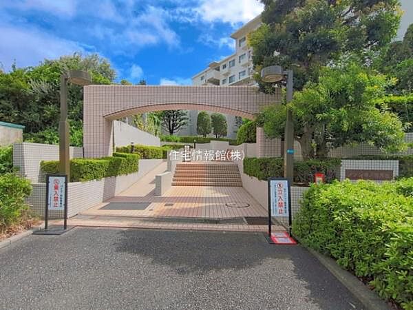 エントランスを拡大表示