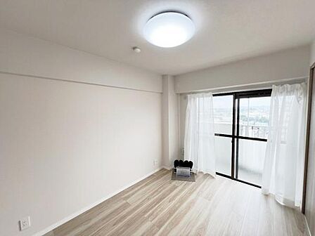 子供部屋にもちょうど良い大きさのお部屋です。