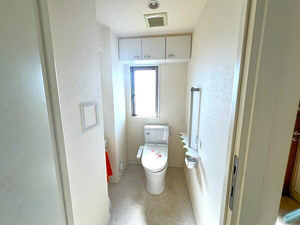 トイレを拡大表示