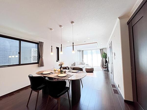 リビング/ダイニング