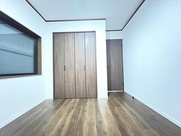 寝室を拡大表示