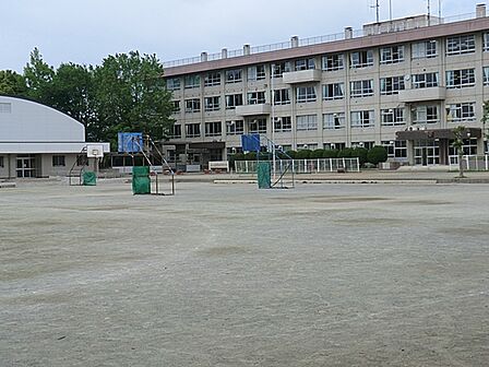 川越市立川越第一中学校まで約1340m(徒歩17分)