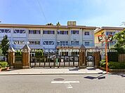 さいたま市立西浦和小学校まで約800m（徒歩10分）