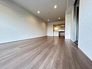 家族団らんの場所としてゆったりと居心地の良いリビングです。