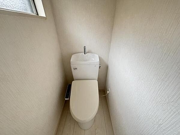 トイレを拡大表示