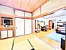 和室：和室スペースです。畳のお部屋は寛げる空間ですね。