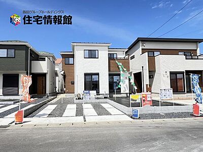 外観:間取はファミリーにもおすすめ4LDKの新築戸建です。 外観:間取はファミリーにもおすすめ4LDKの新築戸建です。