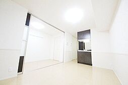 ルーアン 102 1階1LDKのリビング/ダイニング