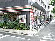 セブンイレブン 143m