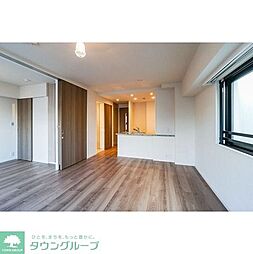 ドゥーエ町屋 111 1階2SLDKのリビング/ダイニング