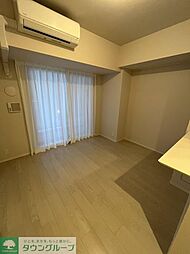 ロイヤルパークス赤羽サウス 202 2階1LDKのリビング/ダイニング