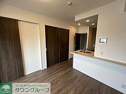 アジールコート山手動坂 702 7階2LDKのリビング/ダイニング