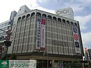 池袋マルイ 徒歩6分。 420m