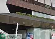 巣鴨信用金庫本店 徒歩4分。銀行 300m