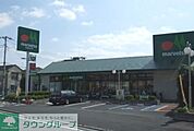 マルエツ伊興店 徒歩6分。スーパー 410m