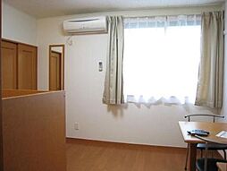 レオパレスリキ 201 2階1Kのリビング/ダイニング