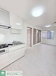 ドエル・SAWA 202 2階1LDKのリビング/ダイニング