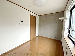 シャンテ綾瀬 102 1階1Kのリビング/ダイニング