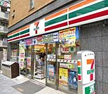 セブンイレブン千代田富士見1丁目店 599m