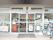 セブンイレブン三河島駅前店 240m