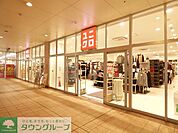 ユニクロLaLaテラス南千住店 2130m