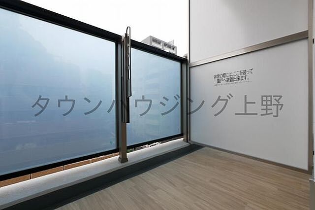 バルコニー