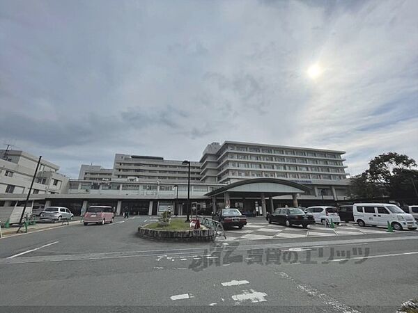 画像4:奈良県立医科大学附属病院まで2200メートル