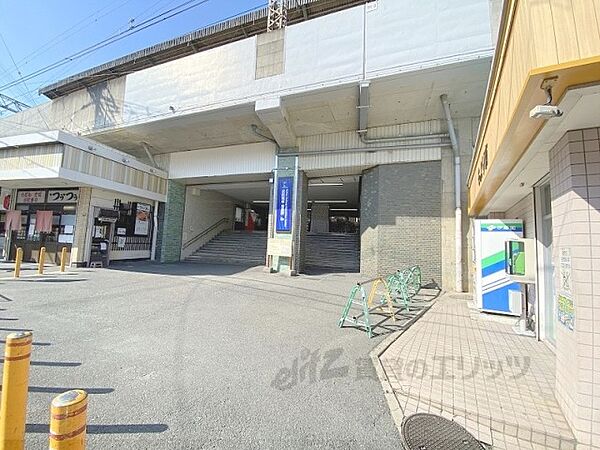 画像2:萱島駅まで1300メートル