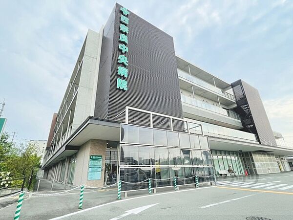 画像12:西奈良中央病院まで2100メートル