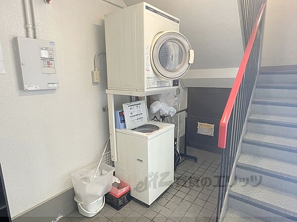 画像7:共同洗濯機