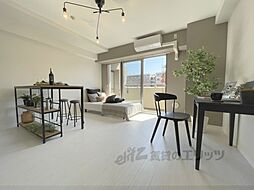 近鉄奈良線 新大宮駅 徒歩3分の賃貸マンション 4階ワンルームのリビング/ダイニング