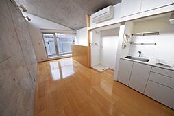 シルバラード広尾 201 2階1LDKのリビング/ダイニング