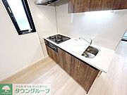 お部屋探しは株式会社　タウンハウジング　までお気軽にお問合せ下さい。クレジットカード決済・首都圏を中心直営143店舗　仲介件数全国2位の豊富な実績！諸費用・審査等・何でもご相談下さい。