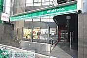 まいばすけっと神宮前2丁目商店街店 徒歩3分。 190m